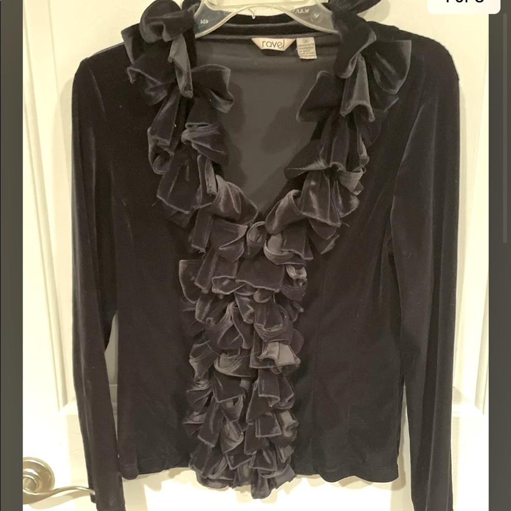 RAVEL Black Velvet Bow Accented Full Zip Stretchy Jacket Top GUC B99